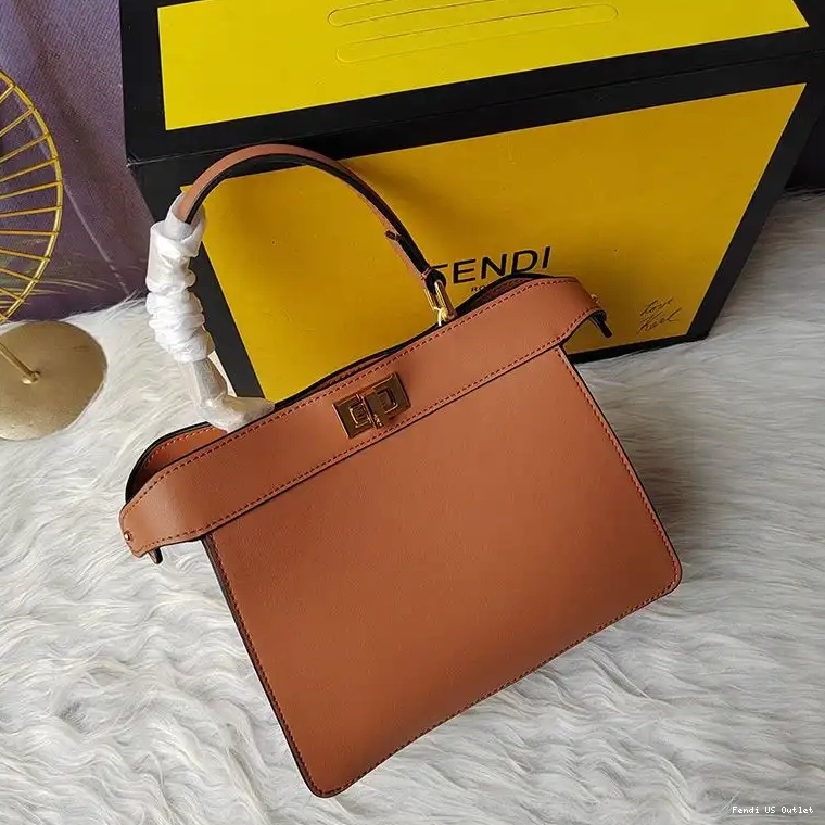 Cheap HOT Petite ISeeU Leather Bag Nappa Peekaboo In Brown Fendi 0628